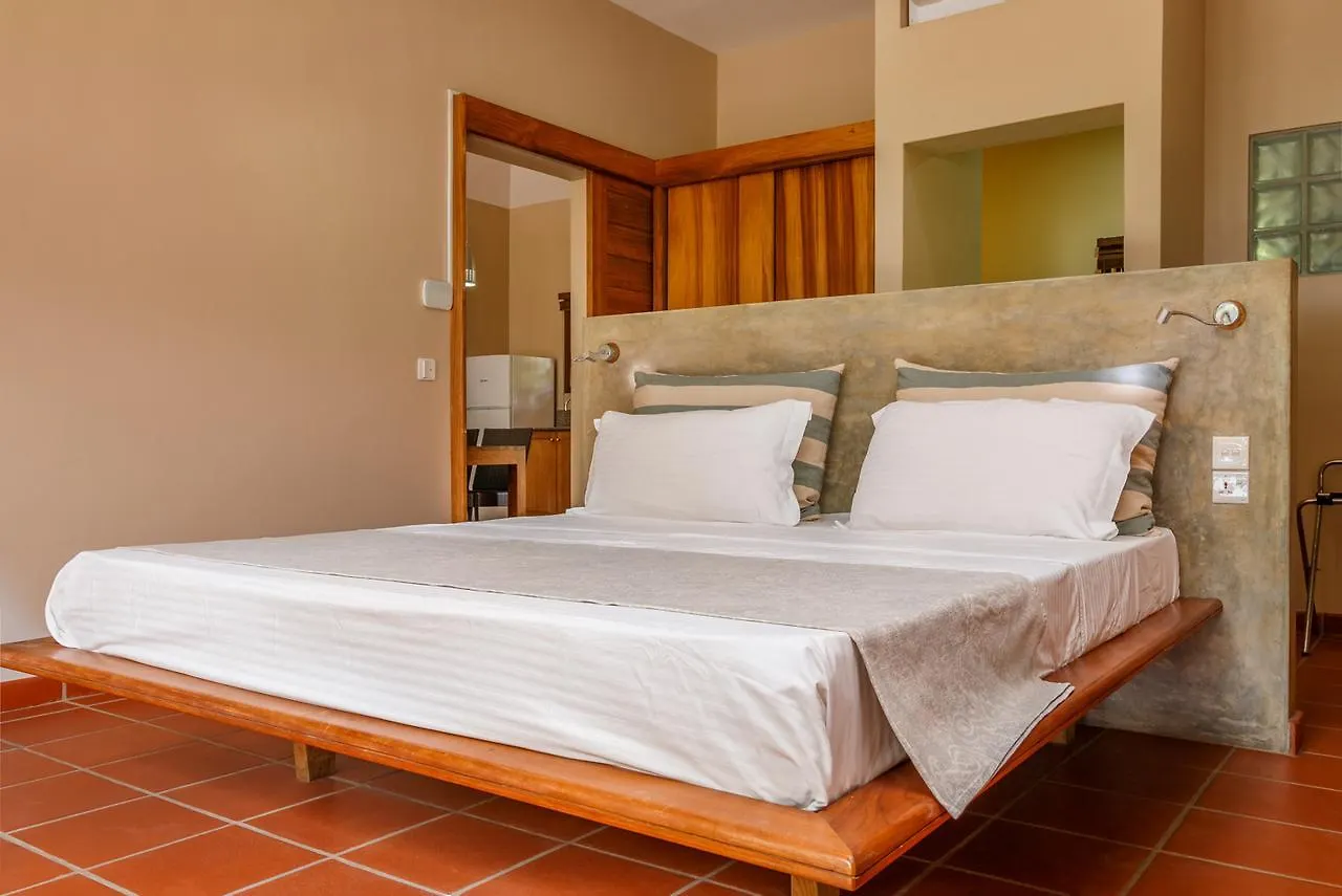 Fleur De Sel Aparthotel Anse Royale