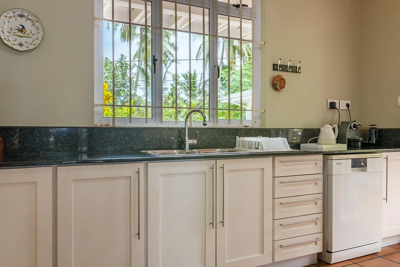 Fleur De Sel Aparthotel Anse Royale