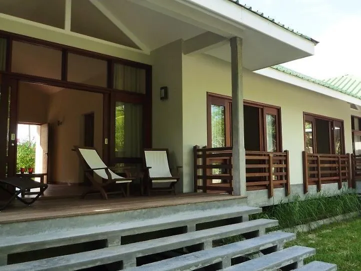 Fleur De Sel Aparthotel Anse Royale