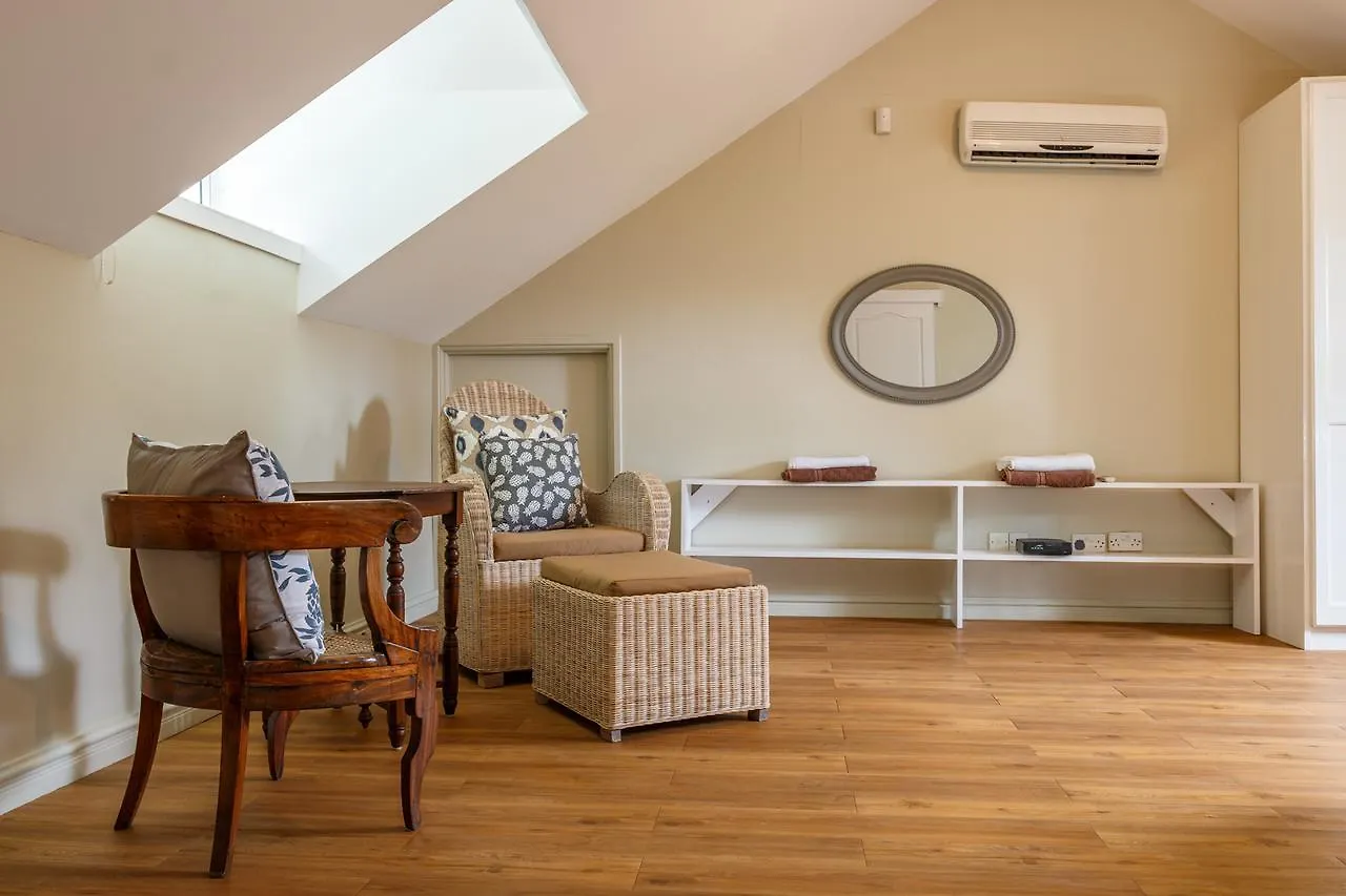 Aparthotel Fleur De Sel Anse Royale